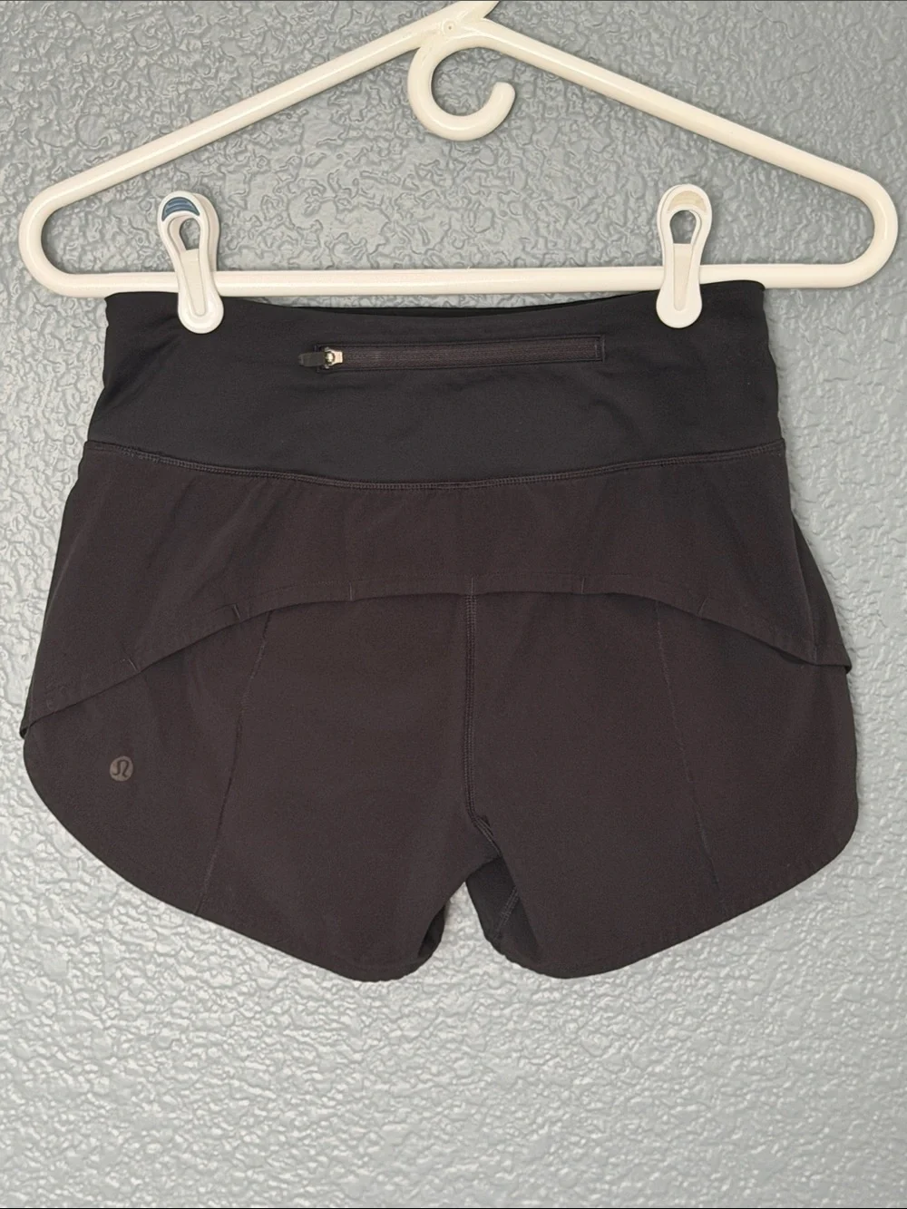 lululemon athletica Women’s High Rise Black Speed Up Athletic Short